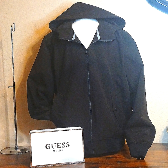 GUESS MENS BOMBER JACKET XXL FIT RUNS XL - Picture 1 of 17
